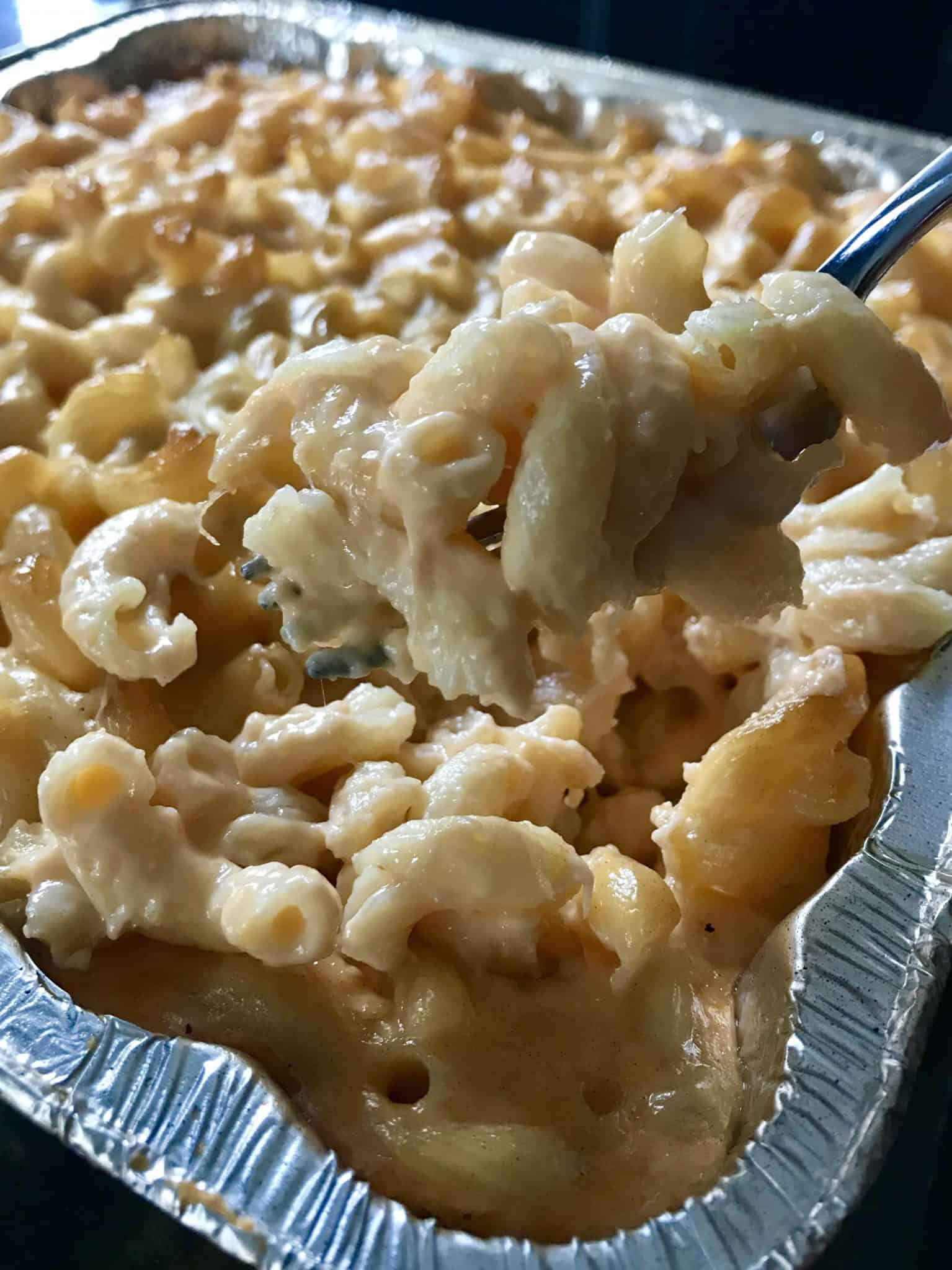 close up view of smoked Mac and cheese on fork