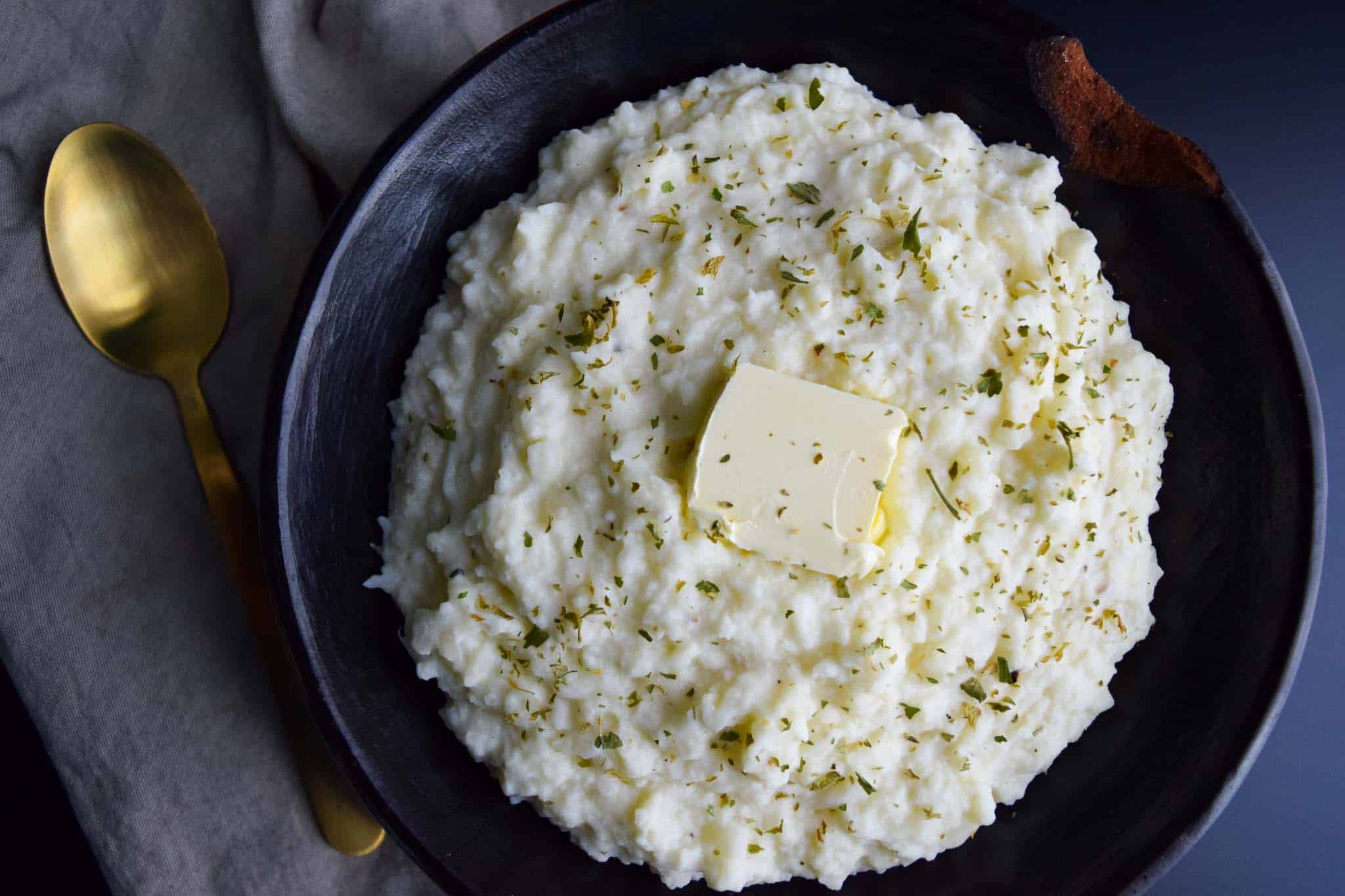Mashed Cauli-Potatoes - Cuts and Crumbles