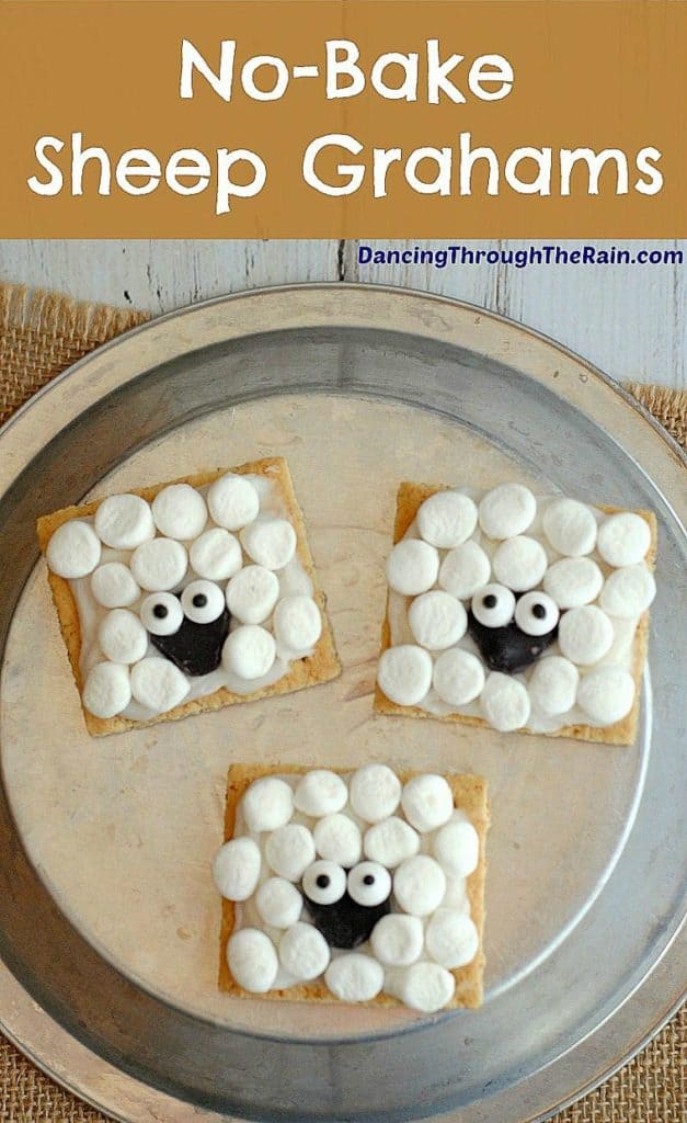 graham crackers decorated with marshmallows like sheep 